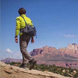 Mountainsmith Tour Lumbar Waist Fanny Pack w/Shoulder Strap for hiking + travel